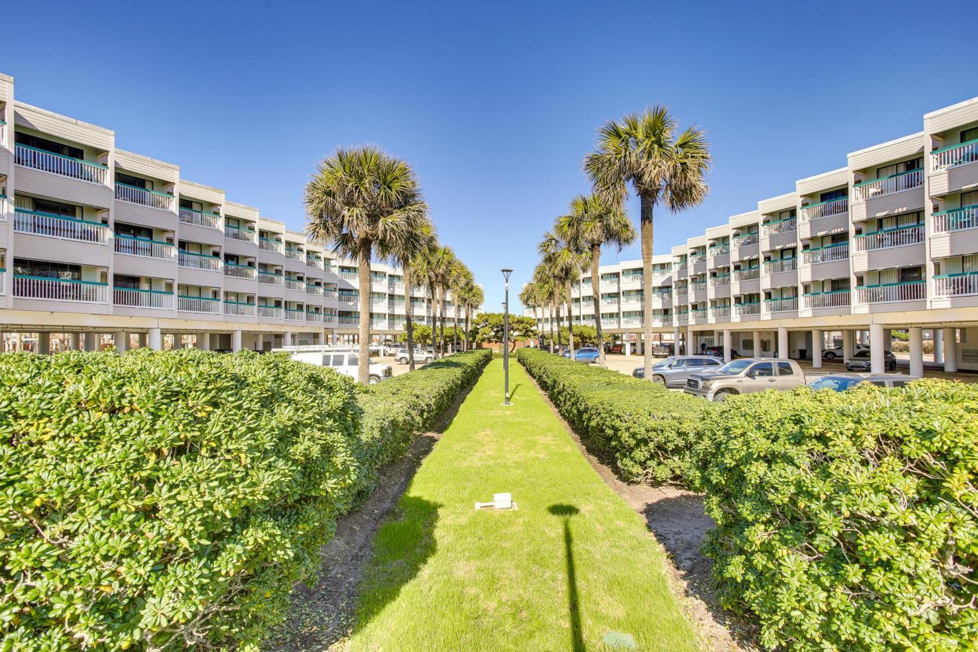Appartement Galveston Retreat With Balcony And Gulf Views! Extérieur photo